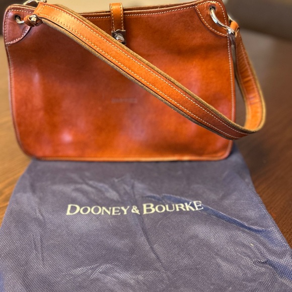Vintage Dooney & Bourke Handbag - Picture 9 of 9